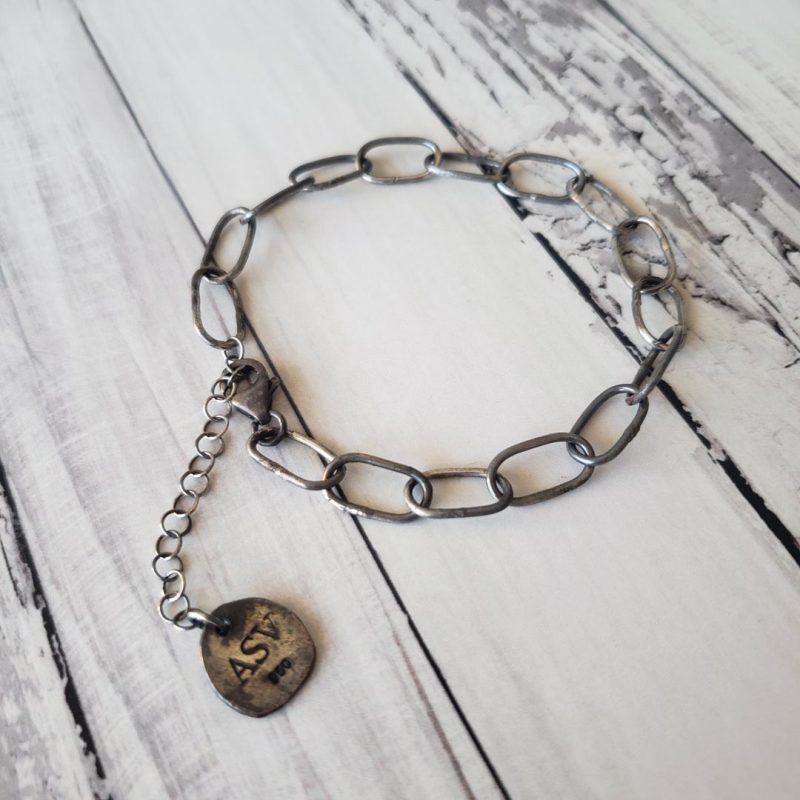 Pulsera gruesa