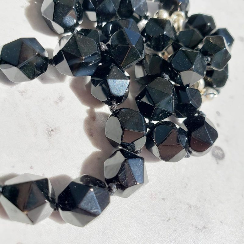 Collar hilado corto con piedras - Imagen 12