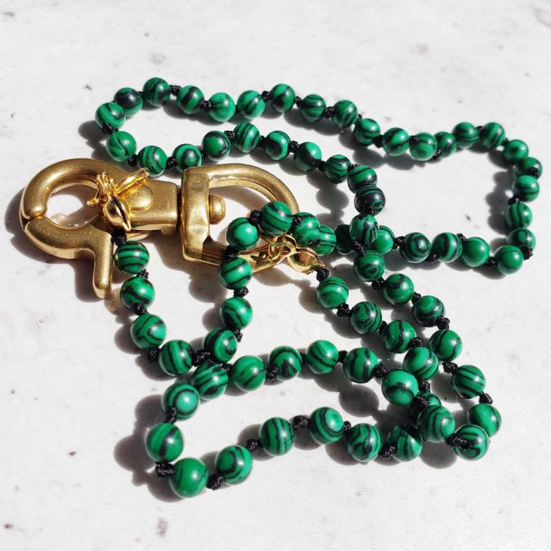 Collar hilado corto con piedras - Imagen 10