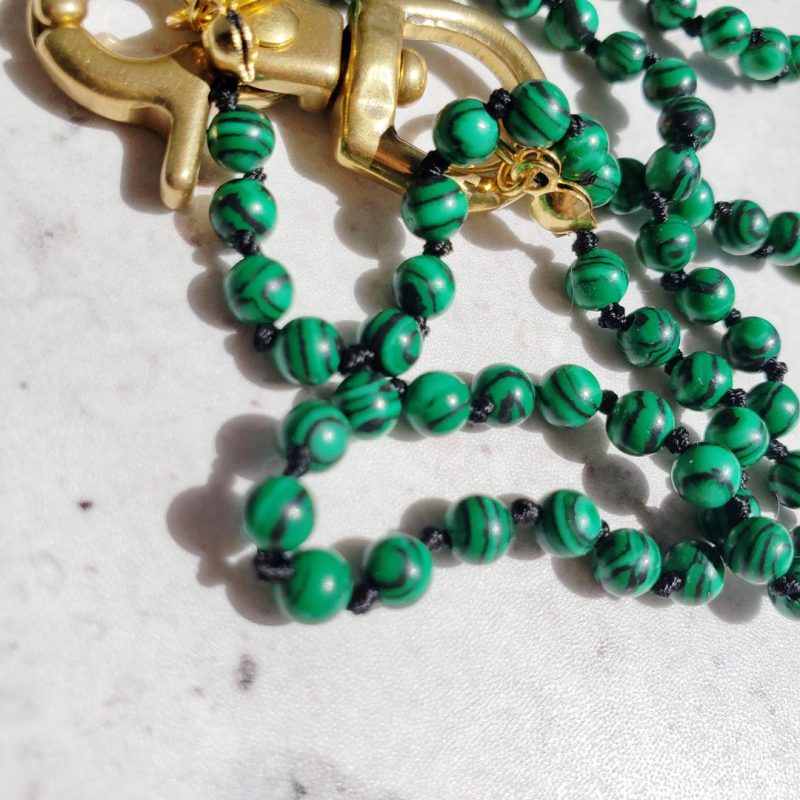 Collar hilado corto con piedras - Imagen 8