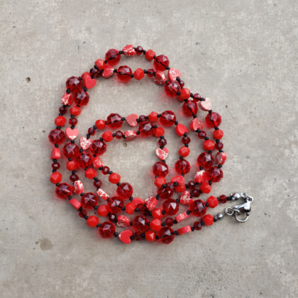 Collar hilado largo con piedras